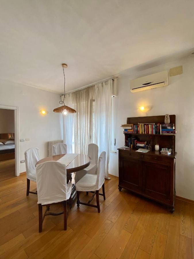 Terrazza Zaccagni Apartment Парма Екстериор снимка